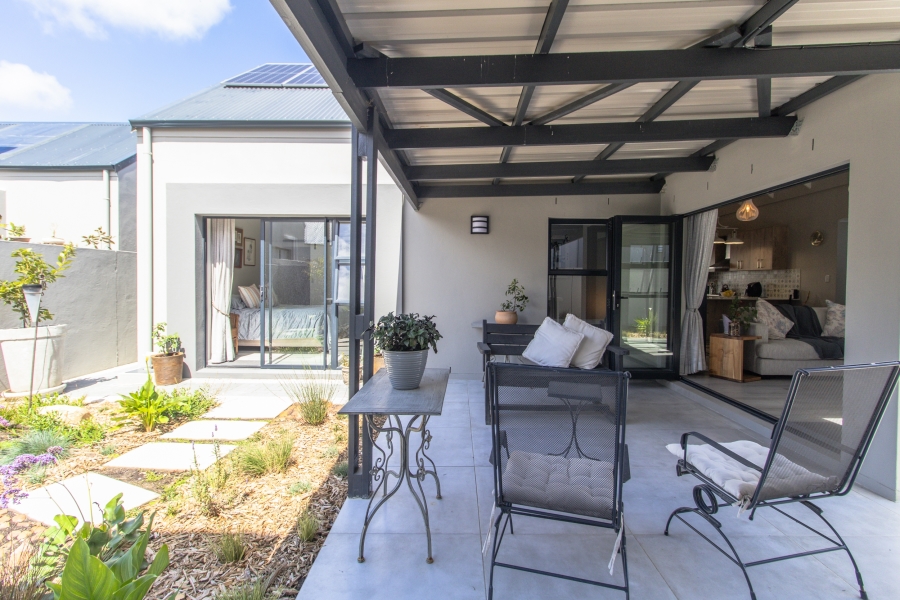3 Bedroom Property for Sale in Aan de Wijnlanden Western Cape